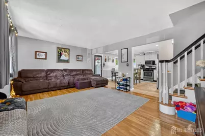 5 Jupiter Court, South Amboy, NJ 08879 - Photo 3