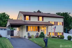 5 Jupiter Ct, South Amboy, NJ 08879 - Photo 1