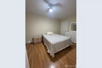 150 S Olden Avenue, Trenton, NJ 08609 - Photo 23