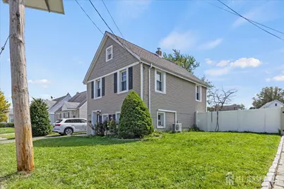 199 Grove Avenue, Woodbridge Township, NJ 07095 - Photo 3