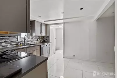 199 Grove Avenue, Woodbridge Township, NJ 07095 - Photo 9