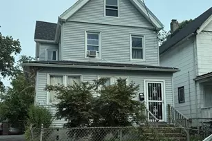 979 W 4th Street W, Plainfield, NJ 07063 - Photo 1