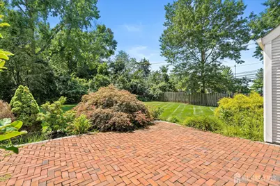 2 Foxhill Run, South Brunswick Township, NJ 08852 - Photo 25