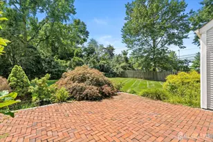 2 Foxhill Run, South Brunswick Township, NJ 08852 - Photo 25