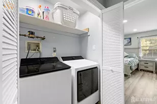 344 Constitution Cir, North Brunswick Township, NJ 08902 - Photo 15