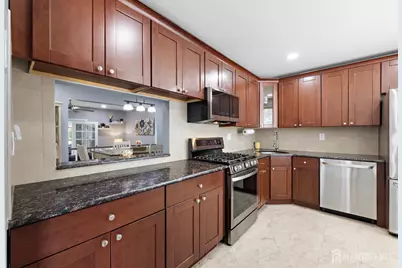344 Constitution Circle, North Brunswick Township, NJ 08902 - Photo 5
