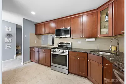 344 Constitution Circle, North Brunswick Township, NJ 08902 - Photo 3