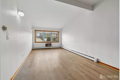 14 Hazard Place #3C, Elizabeth, NJ 07208 - Photo 3