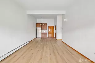 14 Hazard Pl, Elizabeth, NJ 07208 - Photo 7