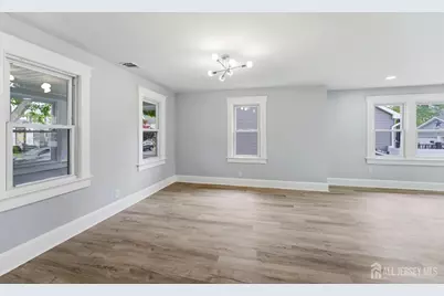[Address not provided], Woodbridge Township, NJ 07095 - Photo 11