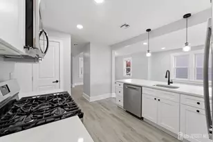 [Address not provided], Woodbridge Township, NJ 07095 - Photo 19