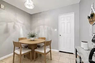 43 Gramercy Gardens, Middlesex, NJ 08846 - Photo 9