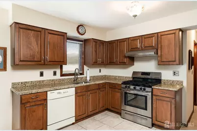 15 Adams Court, Hamilton Township, NJ 08690 - Photo 11