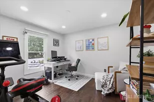 17 Weston St, Metuchen, NJ 08840 - Photo 19