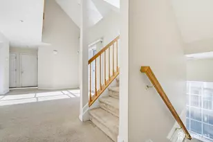 1054 Morning Glory Dr, Monroe Township, NJ 08831 - Photo 15
