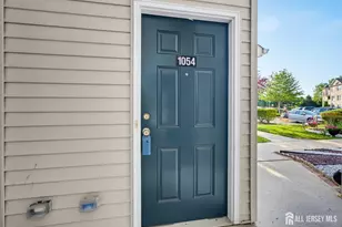 1054 Morning Glory Dr, Monroe Township, NJ 08831 - Photo 3