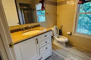 120 Magee Ct, East Brunswick Township, NJ 08816 - Photo 3