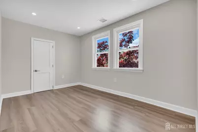 21 Market Street, Edison, NJ 08817 - Photo 21