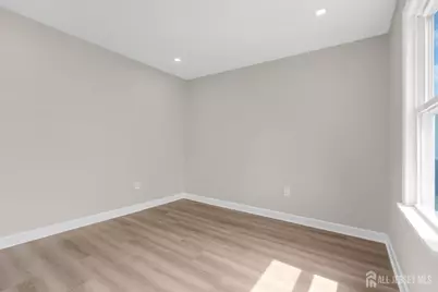 21 Market Street, Edison, NJ 08817 - Photo 19