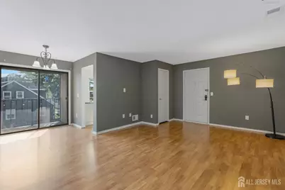 38 Foxhall Common, Middlesex, NJ 08846 - Photo 5