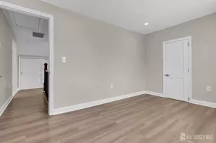 21 Market St, Edison, NJ 08817 - Photo 23