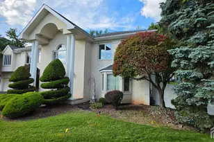 6 Sandra Dr, Edison, NJ 08820 - Photo 3