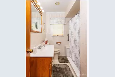 21 Frazee Avenue, Sayreville, NJ 08879 - Photo 11