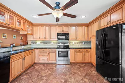 13 Tara Lin Drive, Hazlet Township, NJ 07730 - Photo 15