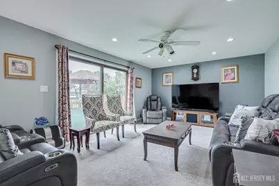 10 Patriot Court, Edison, NJ 08820 - Photo 19