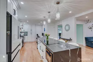 40 Longview Dr, Green Brook Township, NJ 08812 - Photo 19
