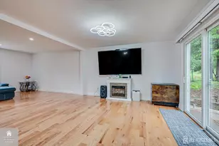 40 Longview Dr, Green Brook Township, NJ 08812 - Photo 9