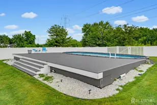 125 Higgins Rd, Old Bridge Township, NJ 07747 - Photo 37