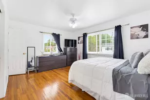 125 Higgins Rd, Old Bridge Township, NJ 07747 - Photo 17