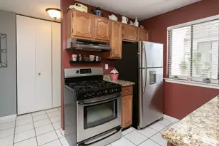 99 Park Gate Dr, Edison, NJ 08820 - Photo 9