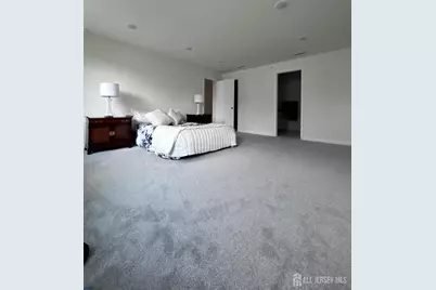 735 Station Road, Dunellen, NJ 08812 - Photo 17