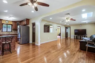 24 Winthrop Rd, Edison, NJ 08817 - Photo 7