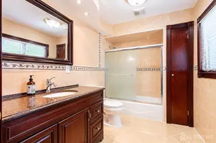 24 Winthrop Rd, Edison, NJ 08817 - Photo 13