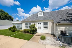 140A Plymouth Ln, Monroe Township, NJ 08831 - Photo 1