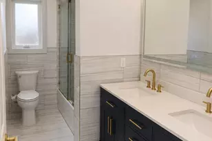 46 Foyer St, Edison, NJ 08817 - Photo 13