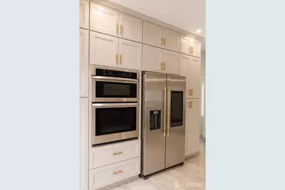 46 Foyer Street, Edison, NJ 08817 - Photo 5