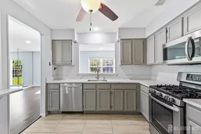 761 Banyan Court, Morganville, NJ 07751 - Photo 11