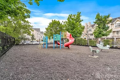 28 Inverness Drive, Edison, NJ 08820 - Photo 17