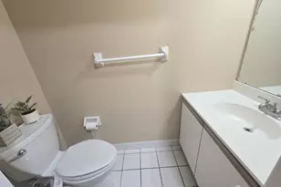 28 Inverness Dr, Edison, NJ 08820 - Photo 5