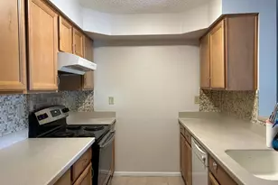 614 Aspen Dr, Plainsboro Township, NJ 08536 - Photo 5