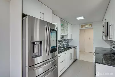 300 Winston Drive #C2912, Cliffside Park, NJ 07010 - Photo 33