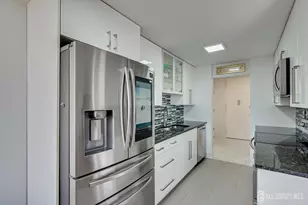 300 Winston Dr, Cliffside Park, NJ 07010 - Photo 33
