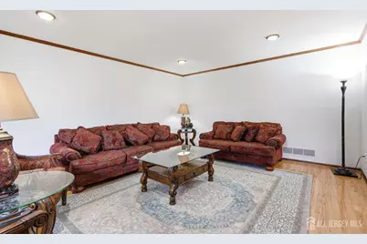 167 Mundy Avenue, Edison, NJ 08820 - Photo 5