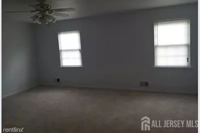 804 Maple Hill Drive, Woodbridge Township, NJ 07095 - Photo 13
