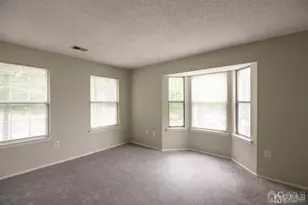361 Hadleigh Ln, North Brunswick Township, NJ 08902 - Photo 15