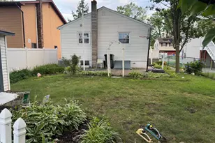 211 E Louis Pl E, Iselin, NJ 08830 - Photo 27